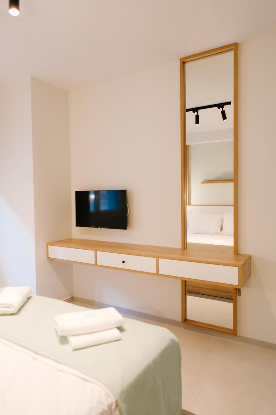 Aquarama Suites Nea Iraklitsa 外观 照片