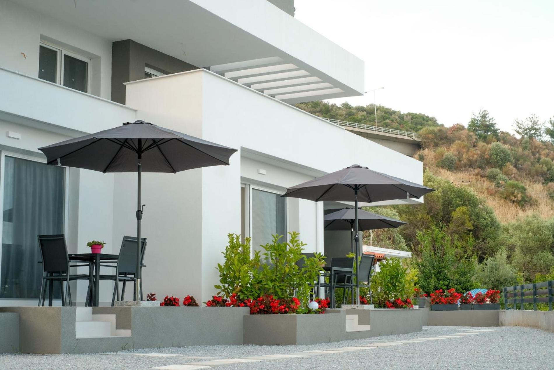 Aquarama Suites Nea Iraklitsa 外观 照片