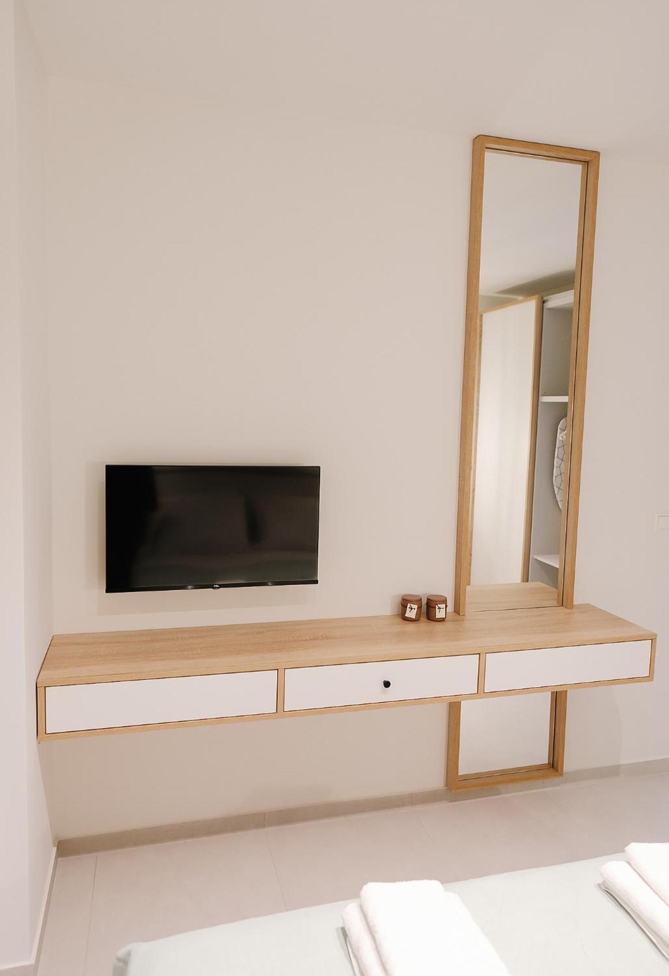 Aquarama Suites Nea Iraklitsa 外观 照片